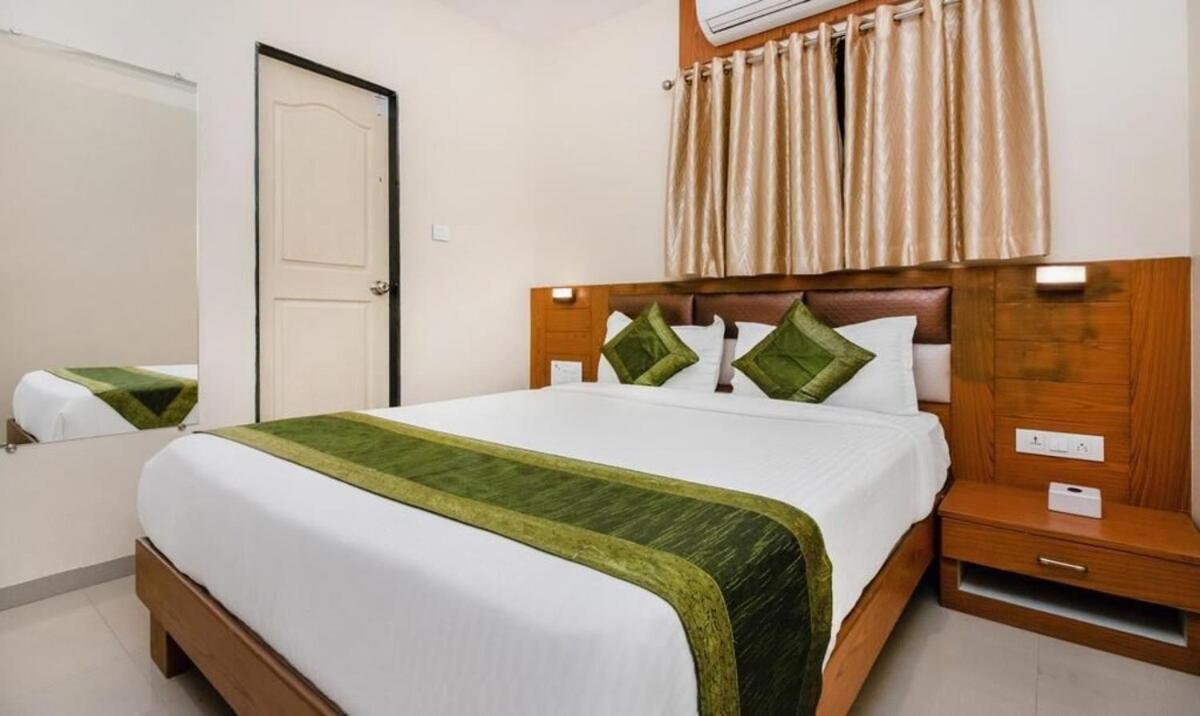 Hotel Volga Plaza Bombaj Zewnętrze zdjęcie