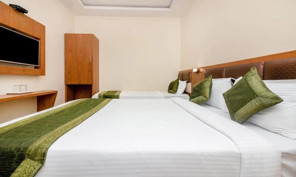 Hotel Volga Plaza Bombaj Zewnętrze zdjęcie