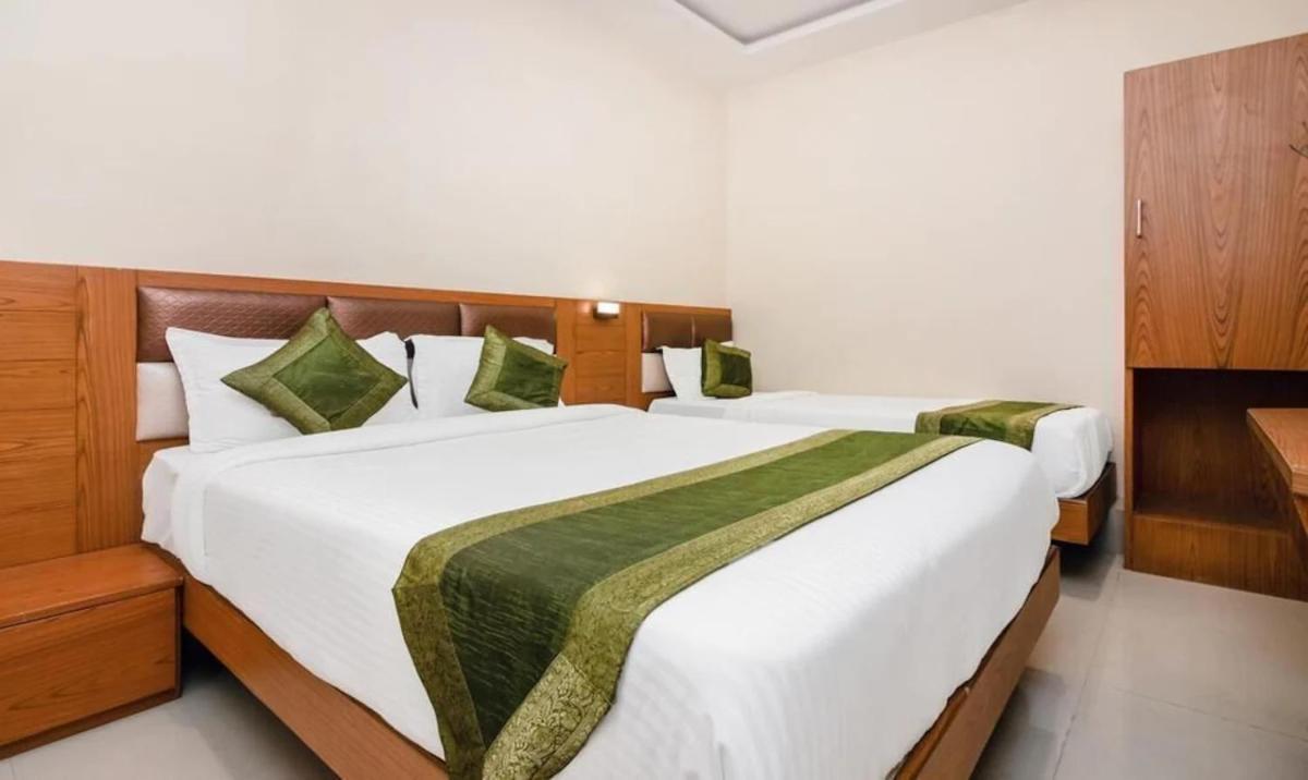 Hotel Volga Plaza Bombaj Zewnętrze zdjęcie